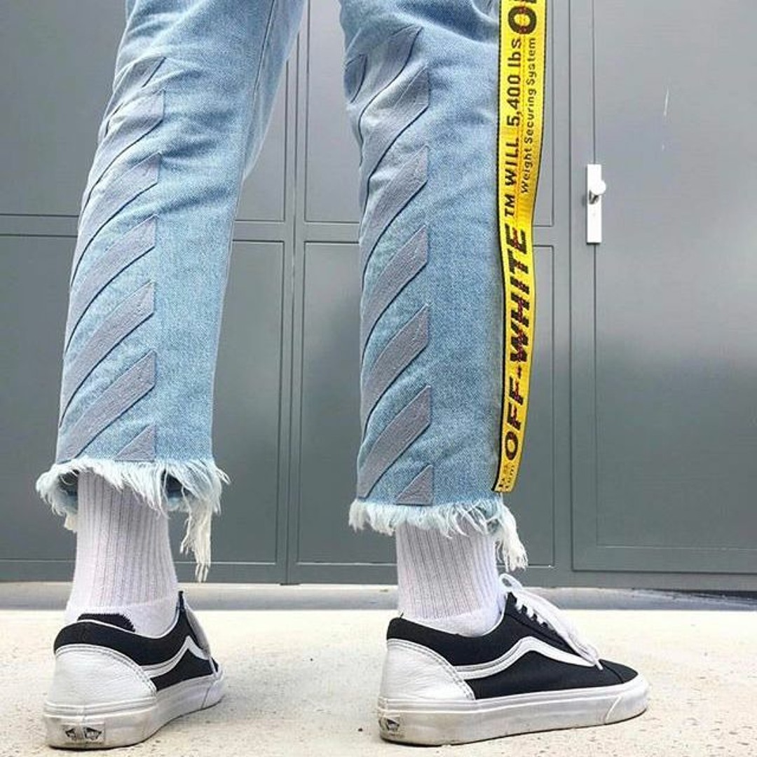 Listen to OFF WHITE by Trill skeleton in Instrumentals playlist online for free on SoundCloud