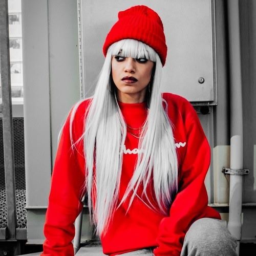 Haley Smalls ft Gina Lee-Hold Up