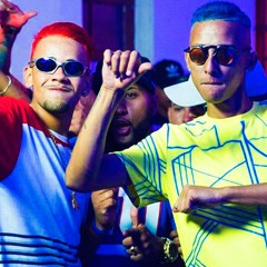 Bonde R300 - Ela é Minha Favorita (DJ Theeu)