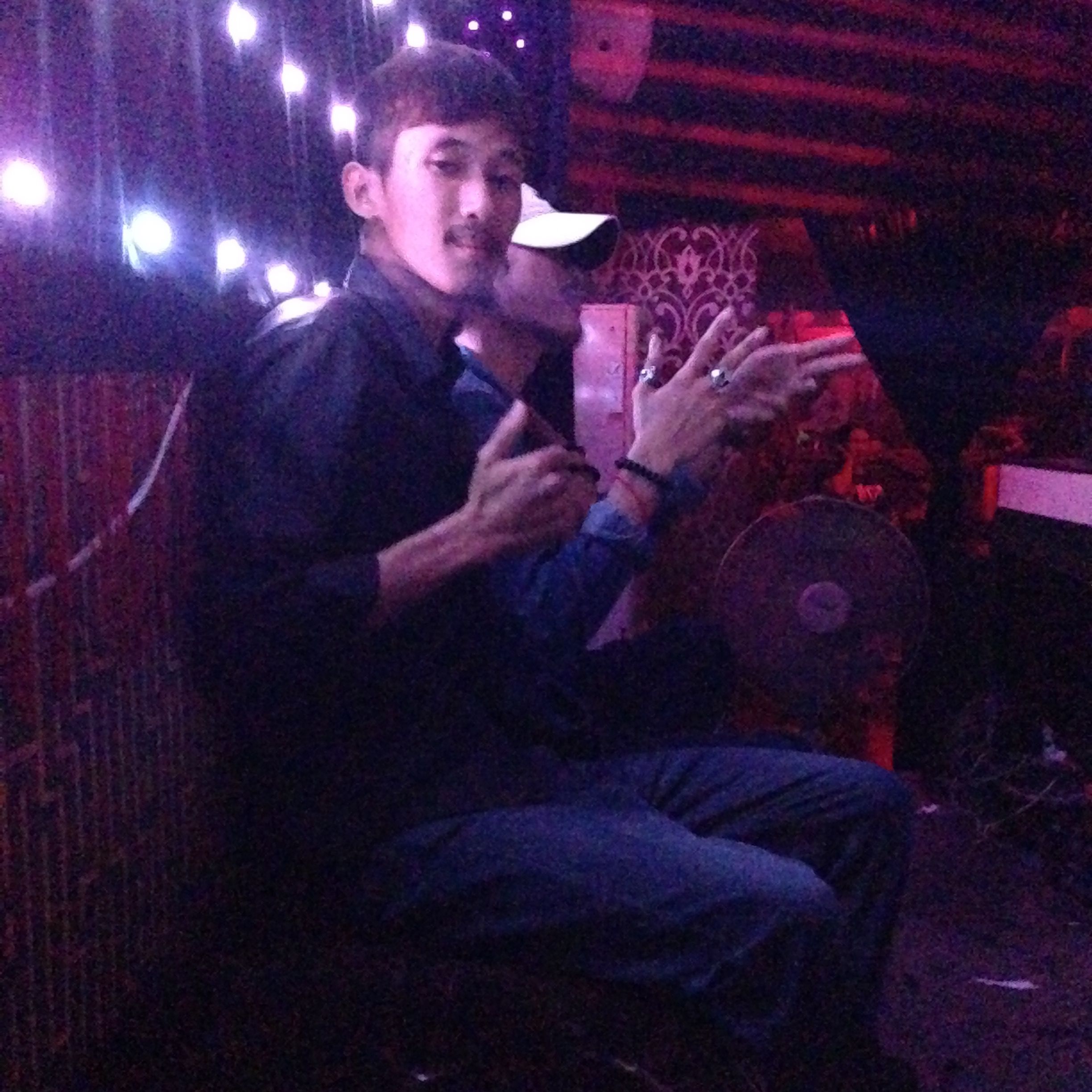 9A – 130 – Yu yizhí xia- 张宇 – 雨一直下(2016ElectroBounce)Dj佳旭 Rmx