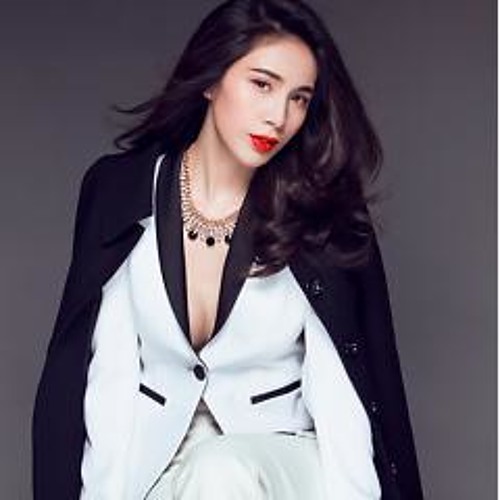 Dành Cả Thanh Xuân Để Yêu Ai Đó