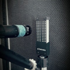 Shure SM57 & sE Voodoo V1 Tone Test