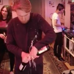 Awkwardly Cast 002 / Dj Carlita