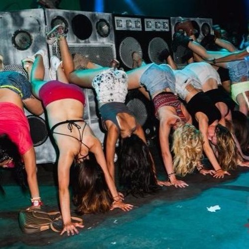 Ratchet Shit Feat. waldir