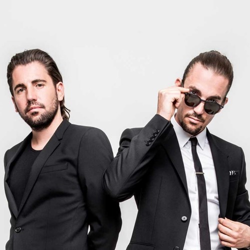 Renegade Master - MAD M.A.C Vs Jamis (Dimitri Vegas & Like Mike Edit)