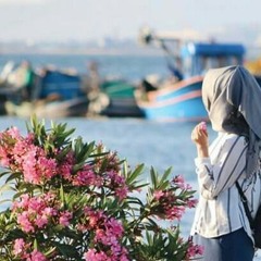 ليندا بيطار _ ورد