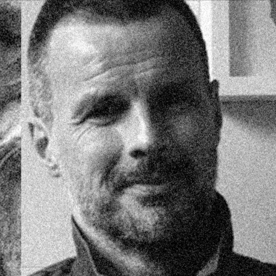 Des Hamilton - Casting Director