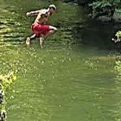 It's So FUCKING Hot , That i Need To jump In The River !!!!!