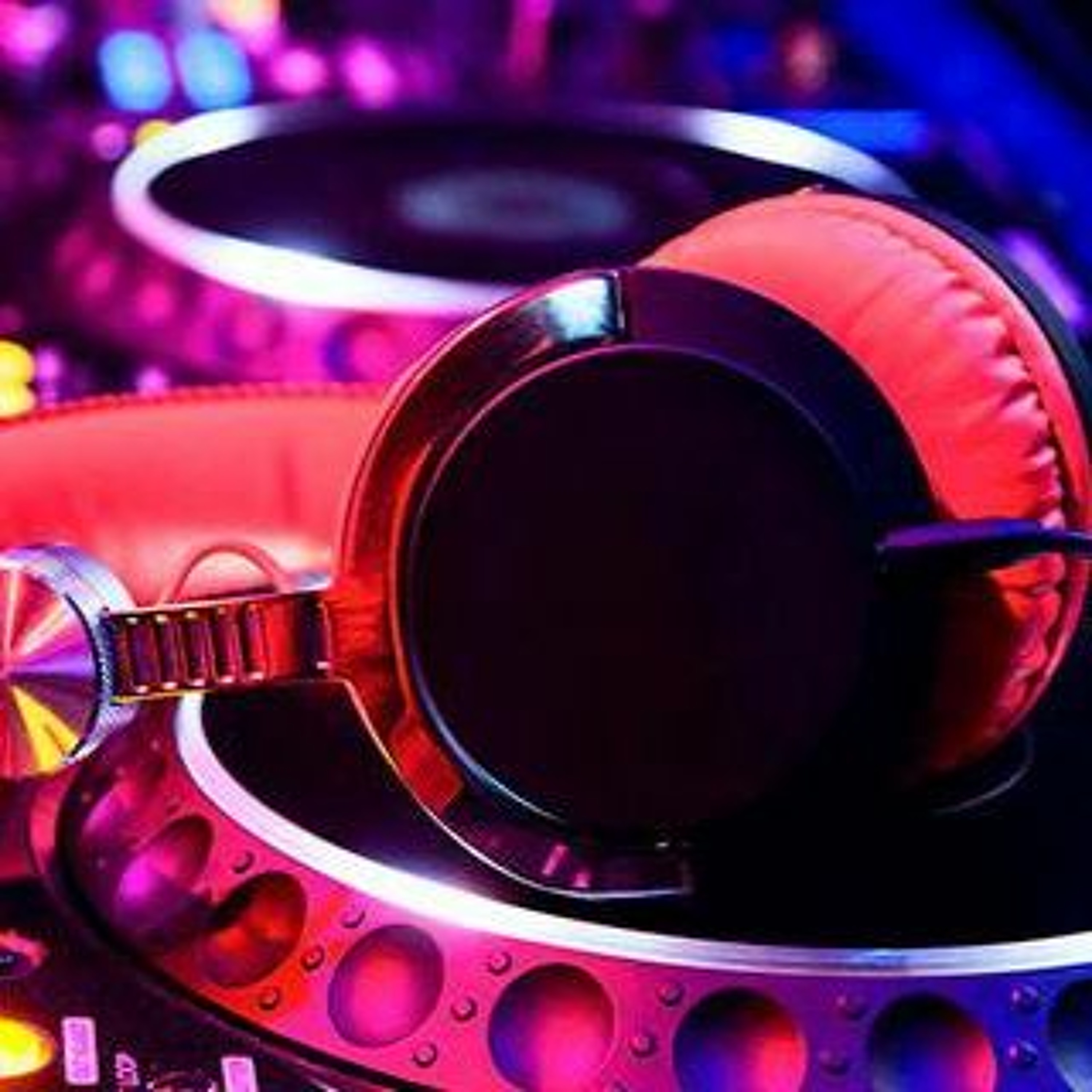 DJ VITO (GSB FAMILY)[GOLDEN SHATTA BEATZ FAMILY]