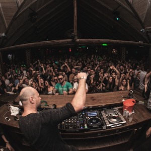 D-Nox Dj set from Warung Beach Club