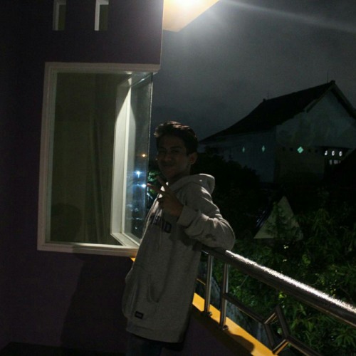 Threesixty pagiku yang tertukar oleh malam