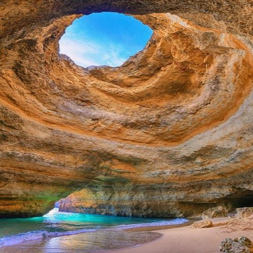 Cesar Akbal - Algarve