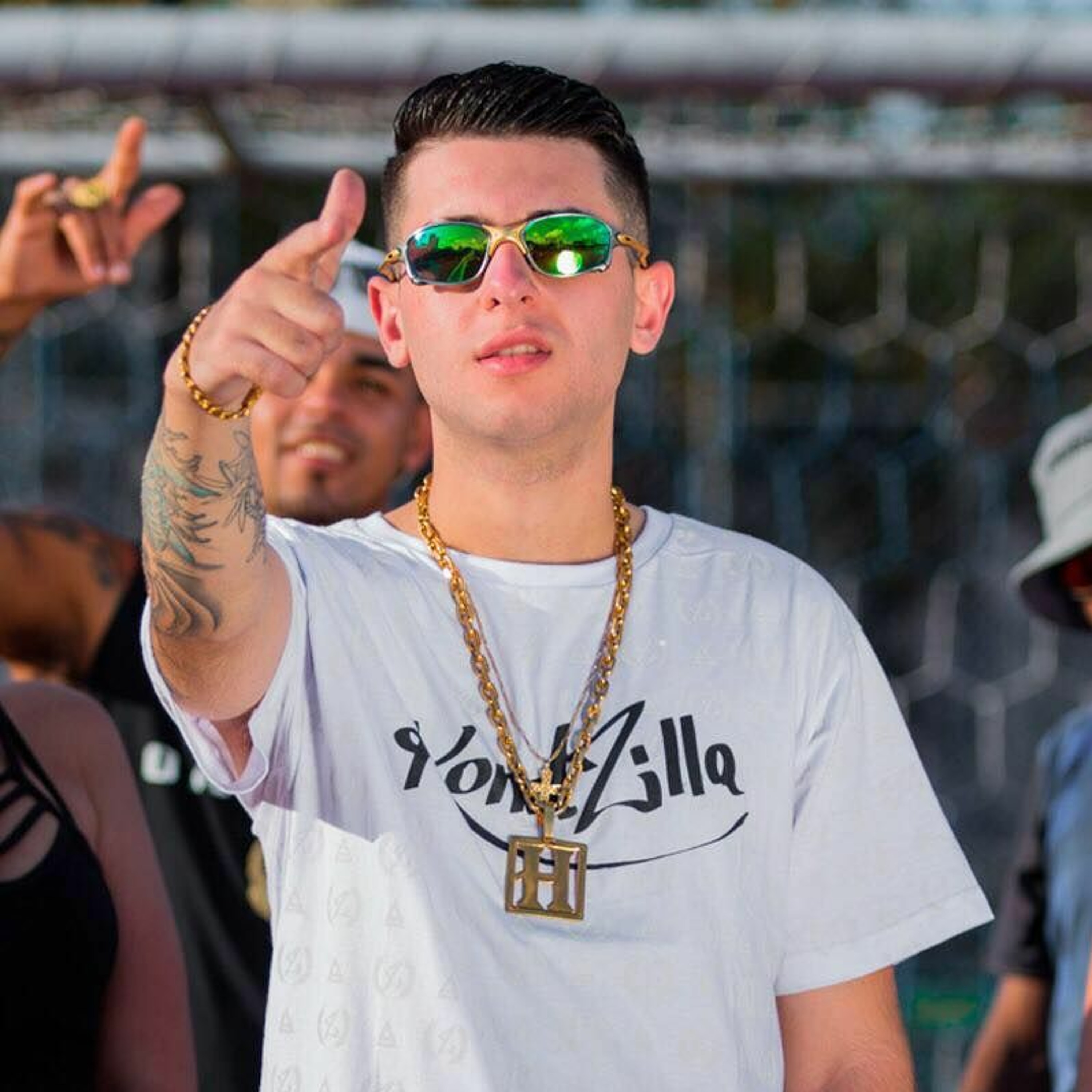 Mc's HollyWood e GW - Ela Só Sabe Meter ( DJ DI ) 2017 episode artwork