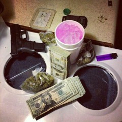 JM0N3Y 0N D1S B1TCH ft. Hammer - Under Us prod.Hammer Beats