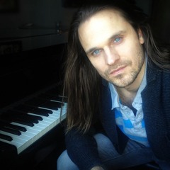 Still haven't found what I'm looking for / I want to know what love is - Piano improvisation