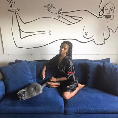 Weird (Produced By. Tamashi)