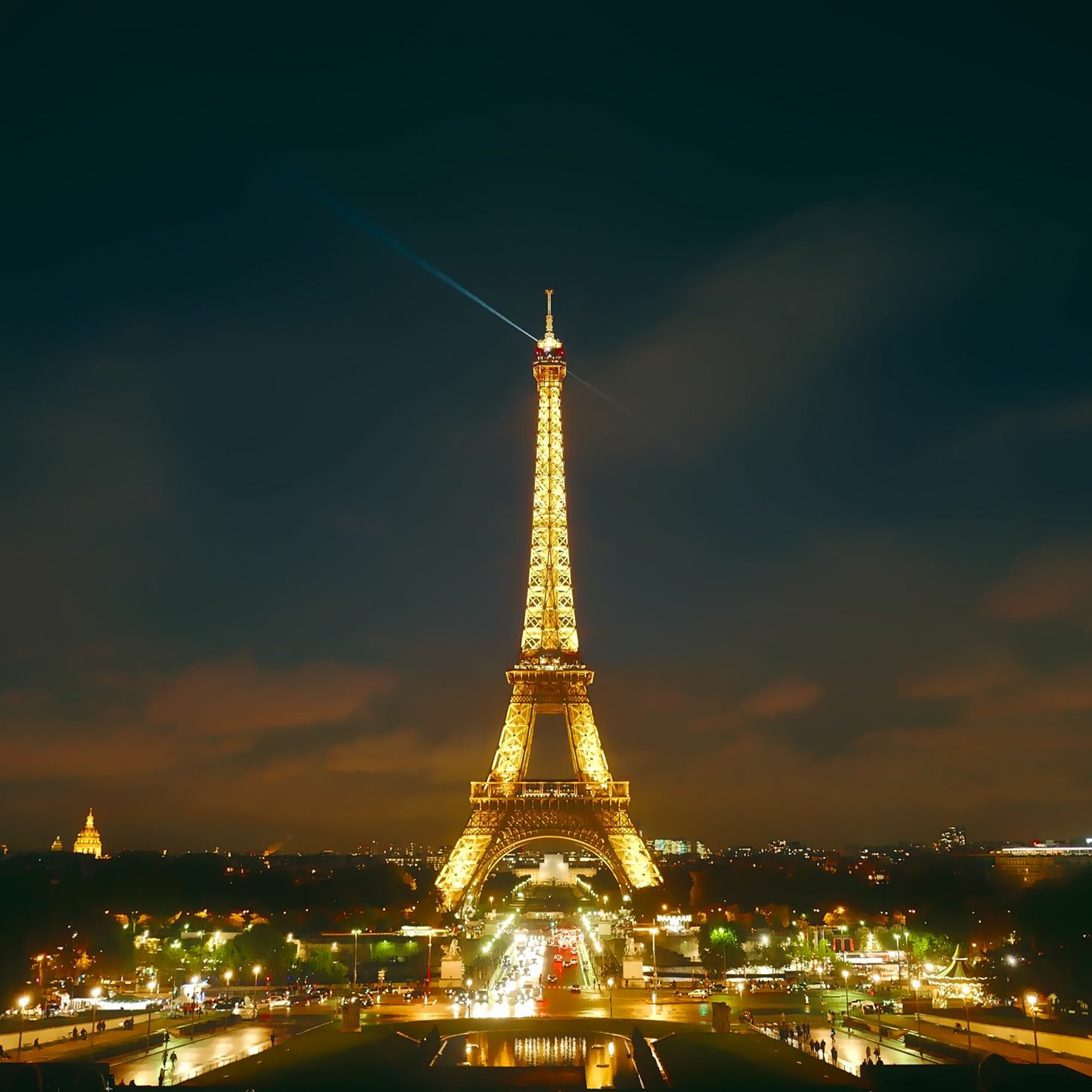 Paris By Night (Demo) episode artwork