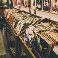 HOT TRACKS