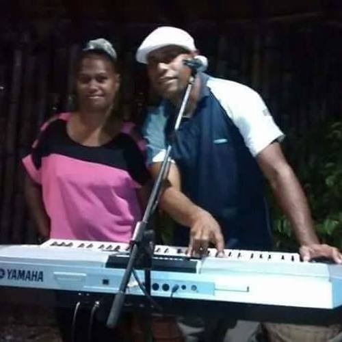 KIRIVANUA LIVE - LUKY DUBE COVER POYA 2013 - GOING BACK TOO MY ROOTS