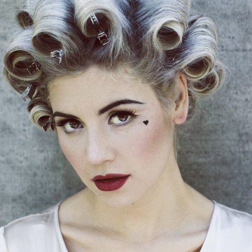 Primadonna (Fibonacci Version) (Marina and the Diamonds cover)