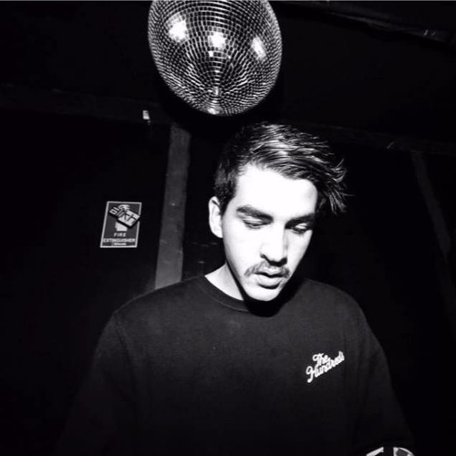 ARCHIVE 001 - 8AM BASSLINE REMIX [DL] [2014]