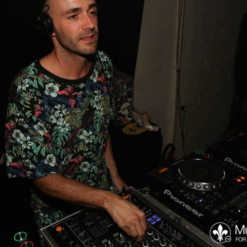 LouLou Players Warm Up Set @ Music Please, Namur, Belgium - 24 May 2017 <>