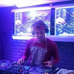 Juan Gaviria - Walking  The Morning