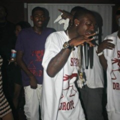 Round - Knee Deep (ft. PondaRosa Bleek)