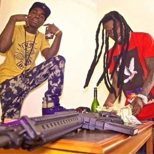 Listen to Clutching FT KODAK BLACK by G1DADON in mix playlist
