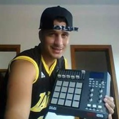 MC ANJO- QUANDO ELA ME VIU NO BAILE (DJ RM BEATMAKER)