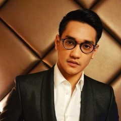 Ku Dengannya Kau Dengan Dia