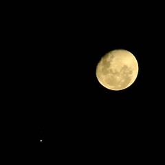 Una Luna Llena Para Margarita