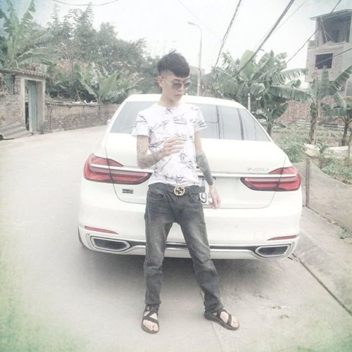 Tụt Quần Ra Chế ƠI