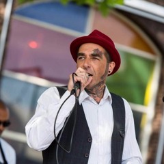 PLU part of rehearsel Wonderful Tonight