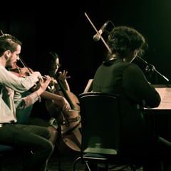 Cuatro cuerdas (grabación en vivo)