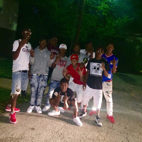 Whoddie FLexing ft. Julio,Finga,Paige,Twiggy&C4