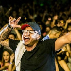 MC Davi - Fiquei Só Com 5 Amigas Sua (Perera DJ)