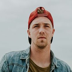 William - Male British DJ Drop