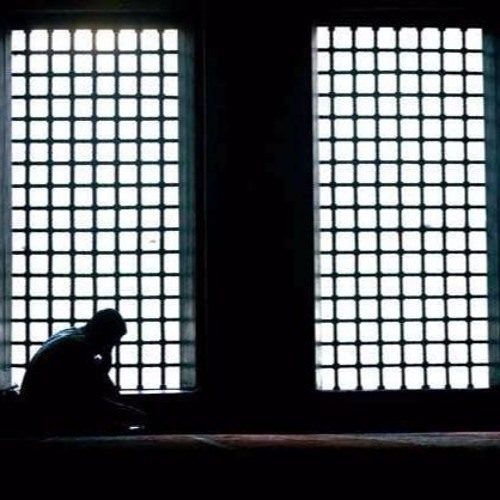 وَابْيَضَّتْ عَيْنَاهُ مِنَ الْحُزْنِ | أحمد حمادي