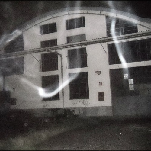 Factory°° (be different)