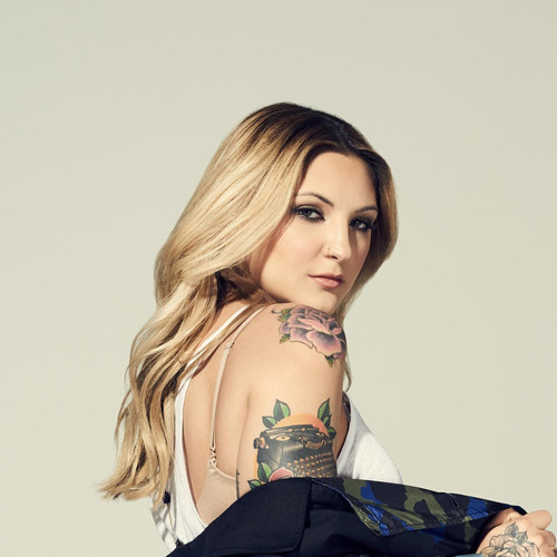 Julia michaels Julia michaels