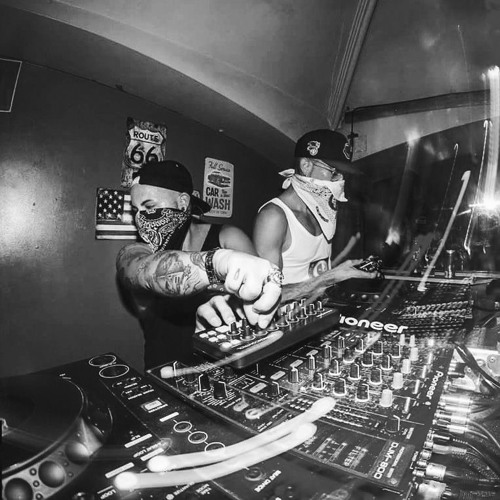 HellzKicks @ Residency Show #20.07.17