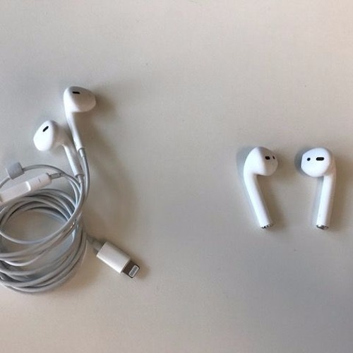 Stream episode Recording quality on Apple EarPods vs Apple AirPods by Scott  Wessman podcast | Listen online for free on SoundCloud