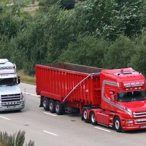 Tangs Hauling - Paul Kelly  The Skip Car Crew