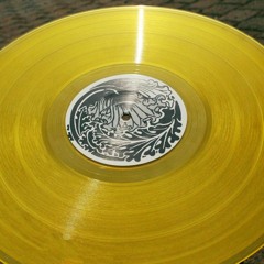 B2 Nadja Lind & Quintin Christian - Place Of Bliss (Original Mix) 2min cut out of 7m12s