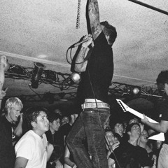 Atreyu - Someones Standing On My Chest