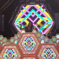 Liquid Love Noisily 2017