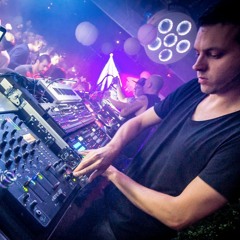 LIVE @ Tomorrowland Afterparty La Rocca (4 elektrons)