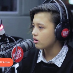 Jay Kent covers Shape of You (Ed Sheeran) on Wish 107.5 Bus