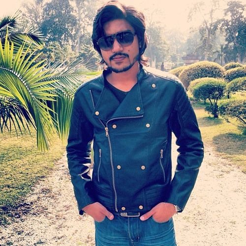 Aa Paas aa Jaan-e-janaa by Faraz Nayyer.